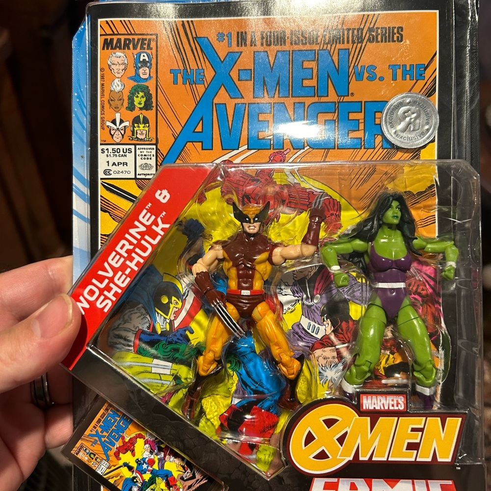 Marvel X-Men Yellow and Blue Action Figures Playset